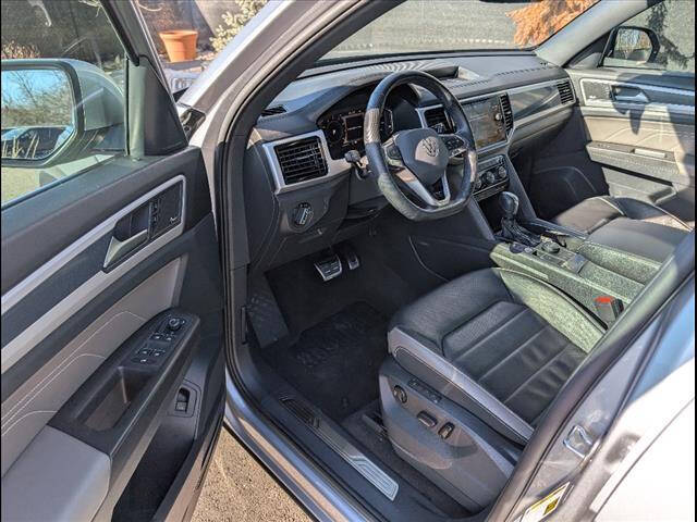 2022 Volkswagen Atlas Cross Sport V6 SEL Premium R-Line 4Motion