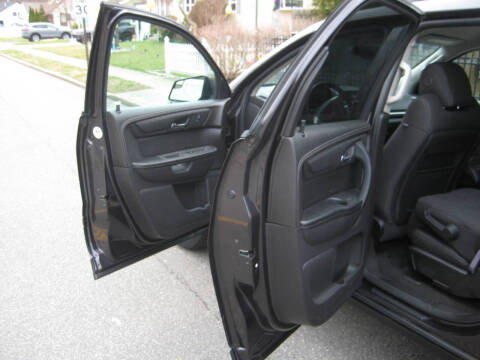 2014 GMC Acadia SLE-2