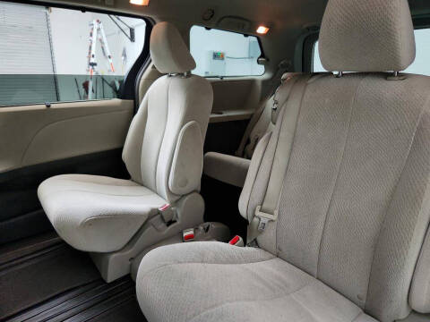 2013 Toyota Sienna