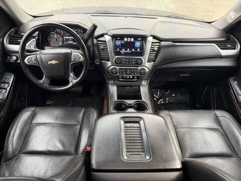 2015 Chevrolet Suburban LT