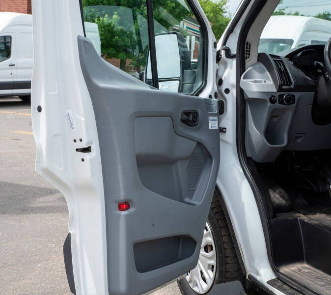 2017 Ford Transit