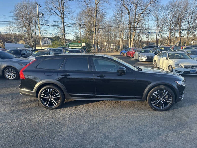 2018 Volvo V90 Cross Country T5
