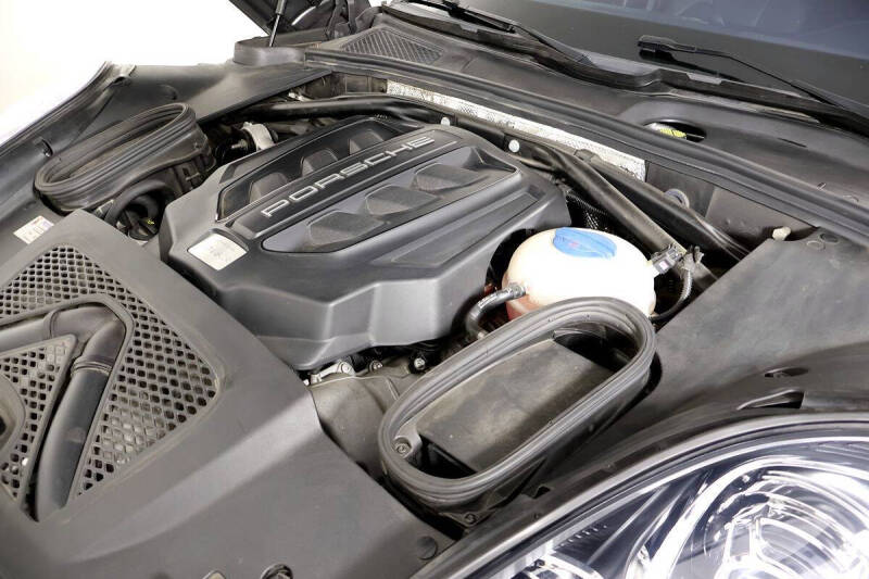 2016 Porsche Macan S