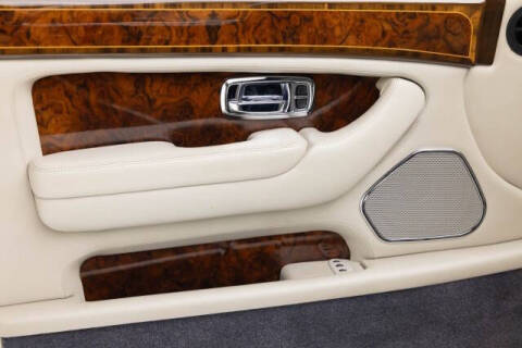 2001 Rolls-Royce Park Ward