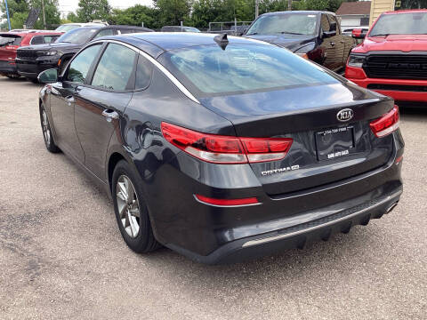2019 Kia Optima S