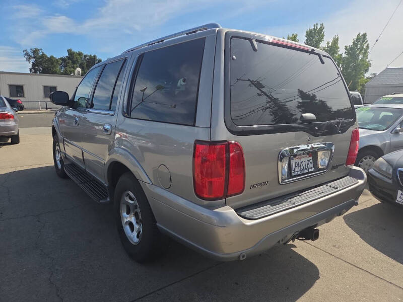 2000 Lincoln Navigator