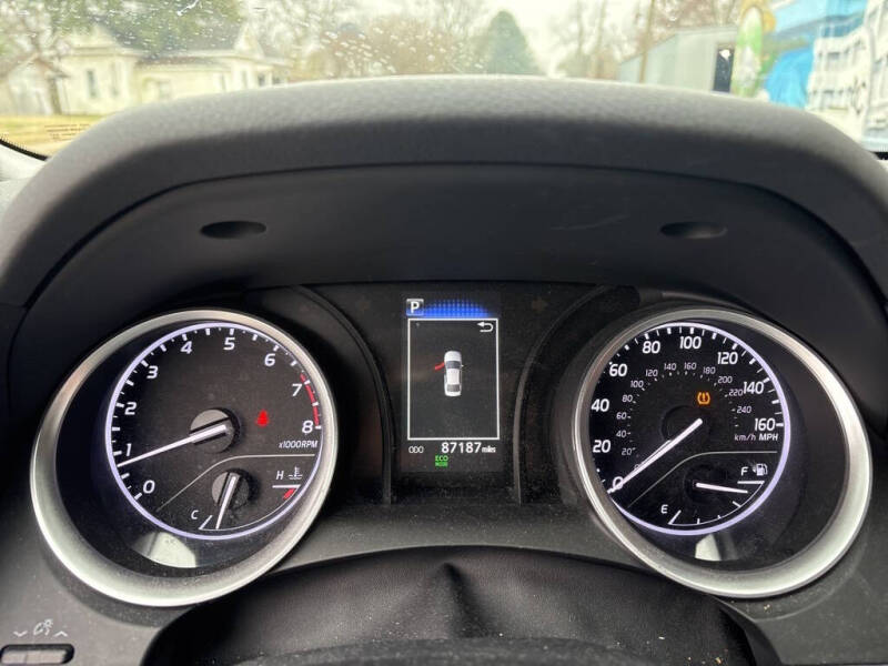 2022 Toyota Camry LE