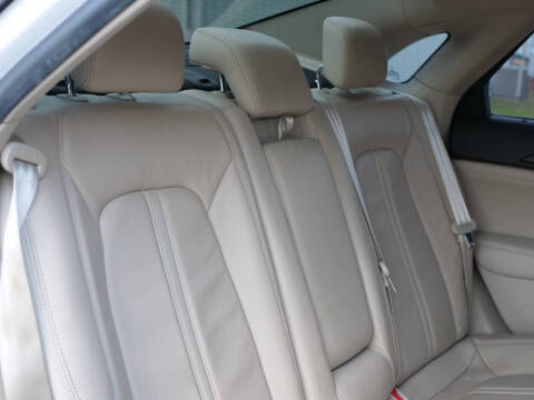 2017 Lincoln MKZ Select