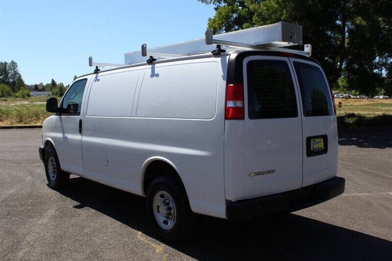 2020 Chevrolet Express 2500