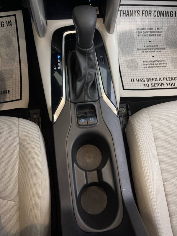 2022 Toyota Corolla Cross LE