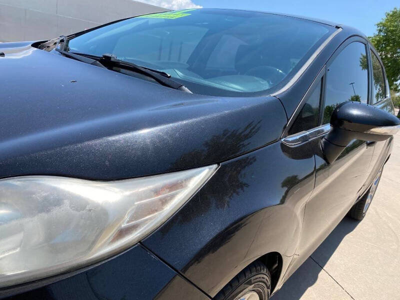 2011 Ford Fiesta SES