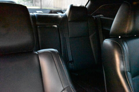 2016 Dodge Challenger SXT Plus