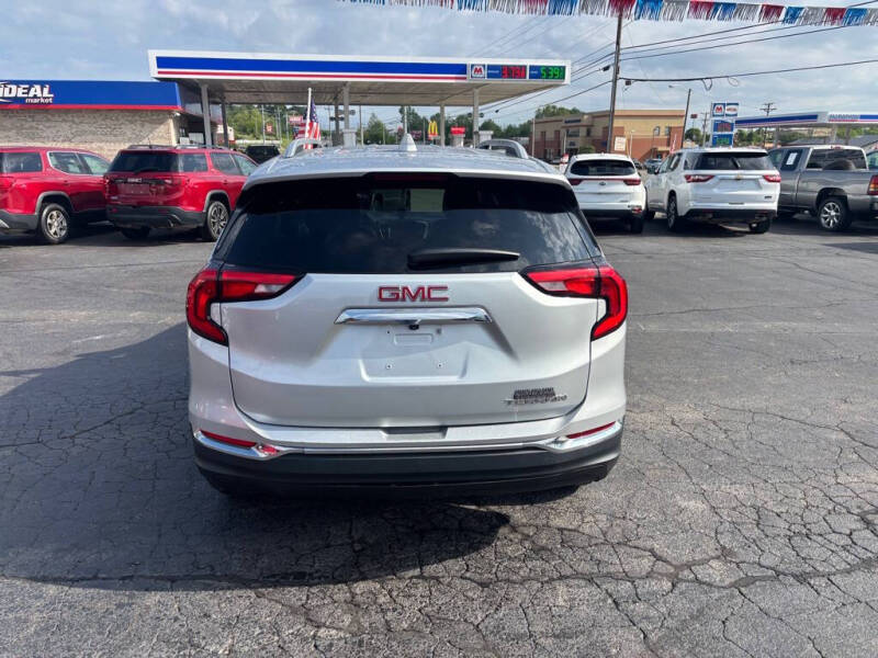 2020 GMC Terrain SLT
