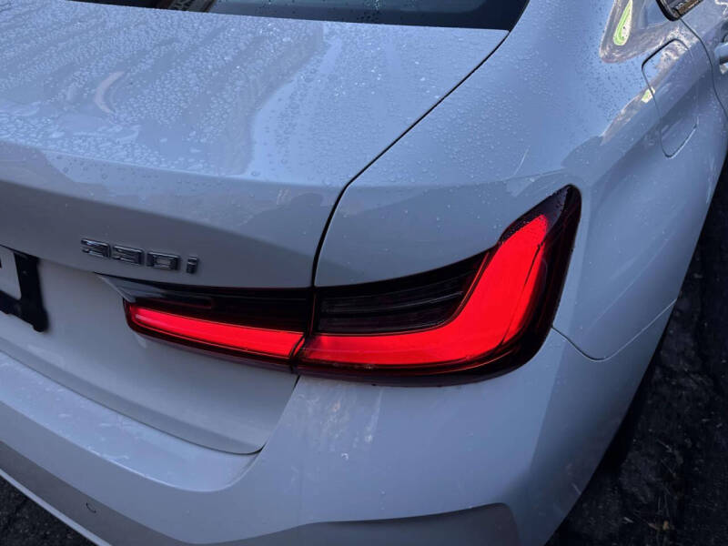 2023 BMW 3 Series 330i xDrive