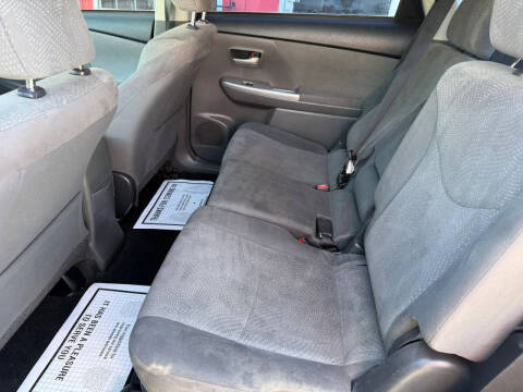 2013 Toyota Prius v Three