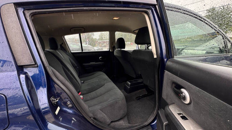 2012 Nissan Versa 1.8 S