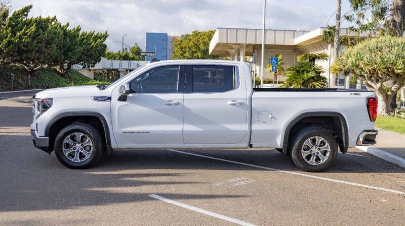 2023 GMC Sierra 1500 SLE