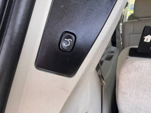 2011 Dodge Grand Caravan Crew