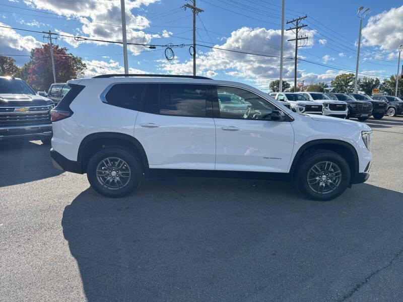 2025 GMC Acadia Elevation