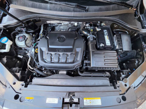 2021 Volkswagen Tiguan SE R-Line Black