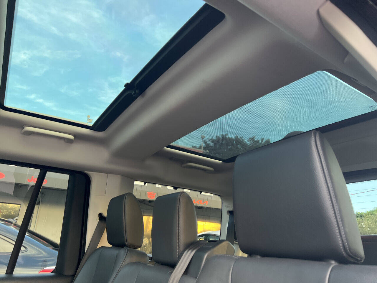 2016 Land Rover LR4  - $20,900