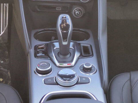 2025 Alfa Romeo Giulia