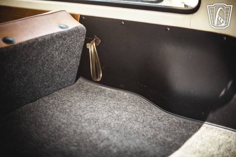 1975 Volkswagen Bus