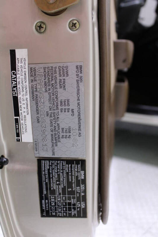 1983 BMW 3 Series 320i