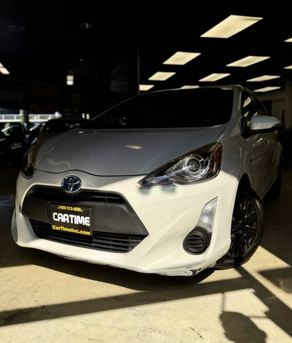2015 Toyota Prius c Four