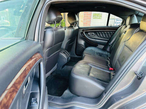 2014 Ford Taurus Limited