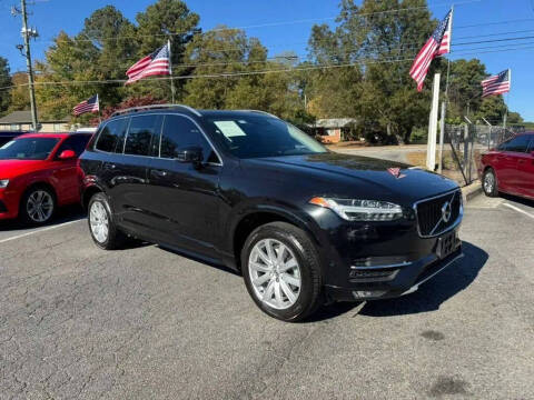 2016 Volvo XC90 T6 Momentum