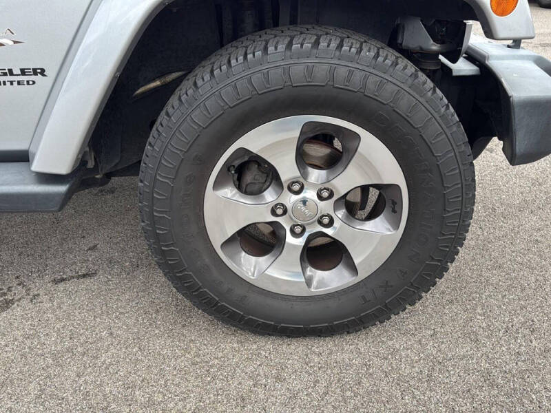 2017 Jeep Wrangler Unlimited Sahara