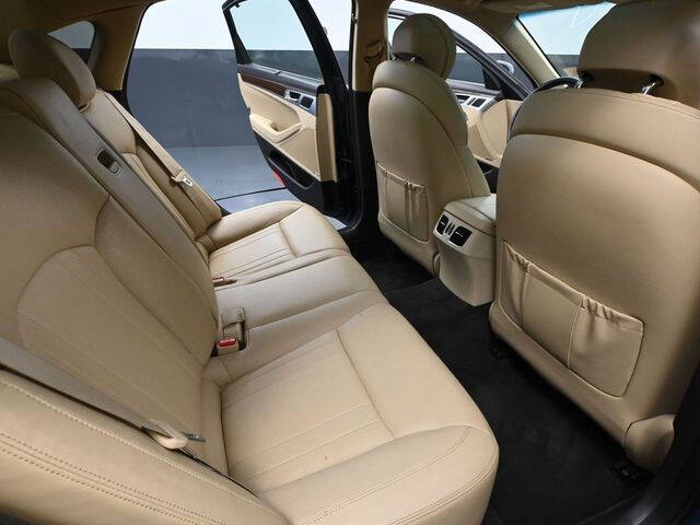 2015 Hyundai Genesis