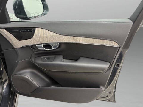 2021 Volvo XC90 Recharge T8 Inscription 6P