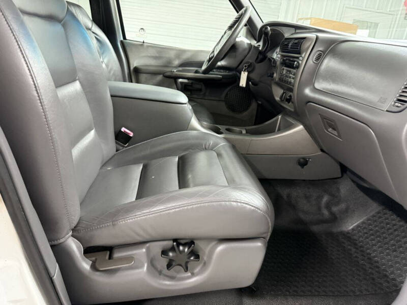 2001 Ford Explorer Sport Trac