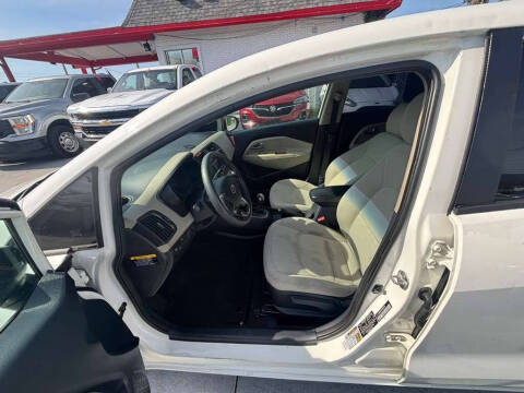 2012 Kia Rio 5-Door SX