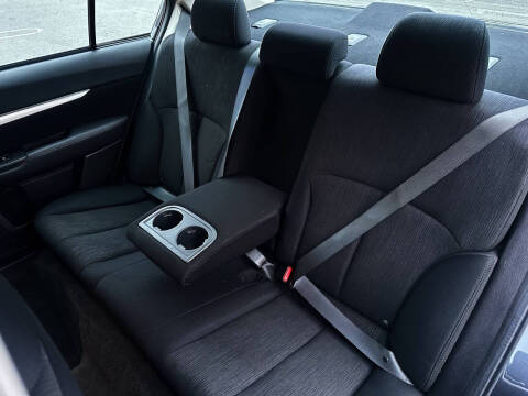 2013 Subaru Legacy 2.5i