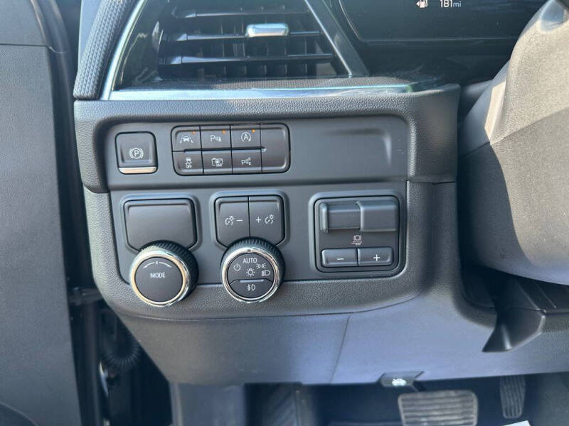 2025 Chevrolet Tahoe RST