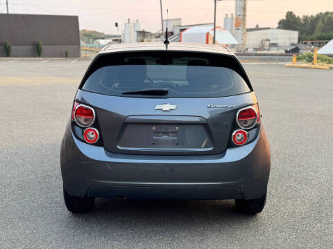 2013 Chevrolet Sonic LT Auto