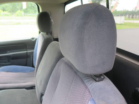 2004 Dodge Ram 1500 SLT