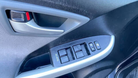 2013 Toyota Prius Three