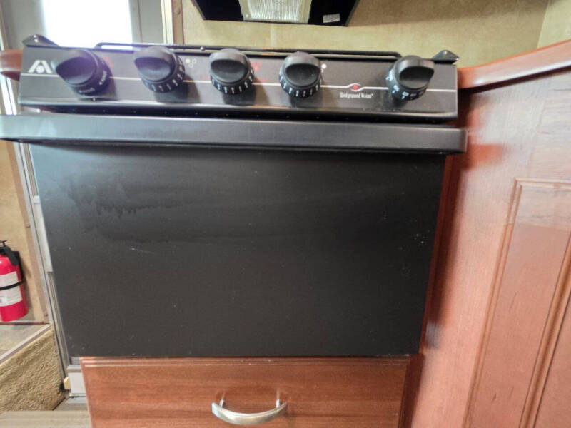 2013 Winnebago Vista
