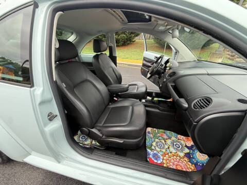 2010 Volkswagen New Beetle Final Edition