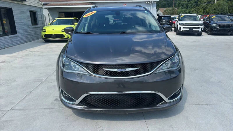 2018 Chrysler Pacifica Touring L