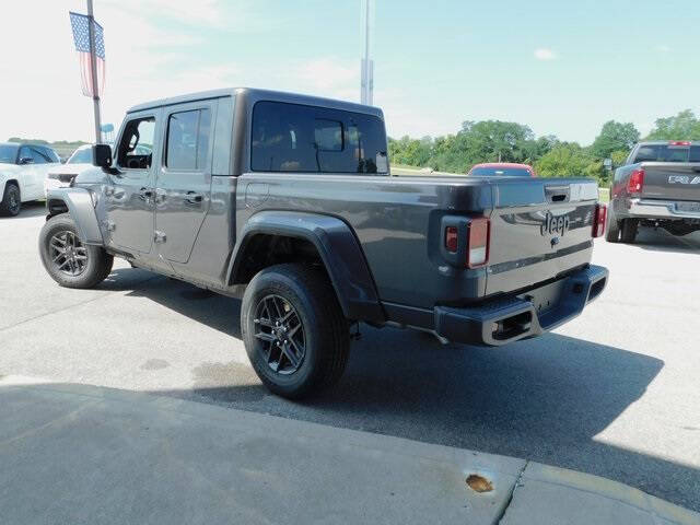 2025 Jeep Gladiator Sport