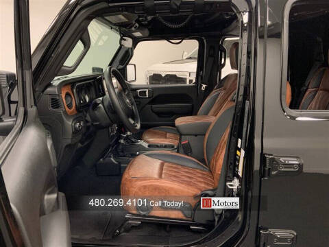 2025 Jeep Gladiator NightHawk