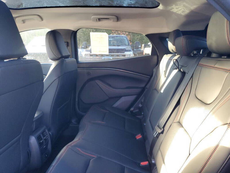 2025 Ford Mustang Mach-E Premium