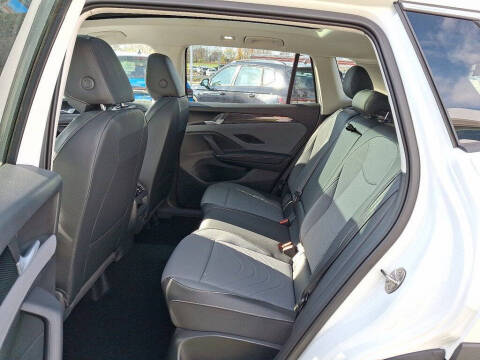 2026 Volkswagen Tiguan SE 4Motion