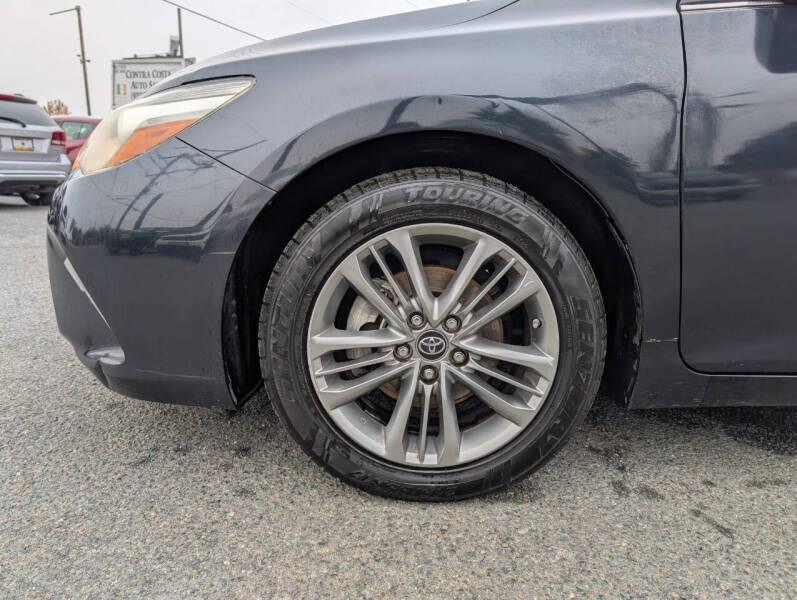 2017 Toyota Camry SE