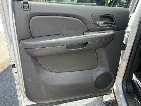 2013 Chevrolet Avalanche LT Black Diamond